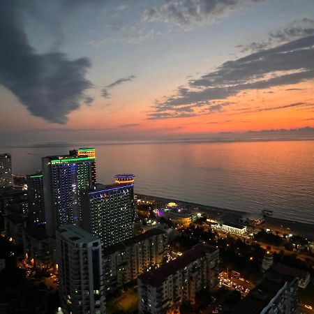 Hotel Orbi City Sea Horizon Batumi Esterno foto